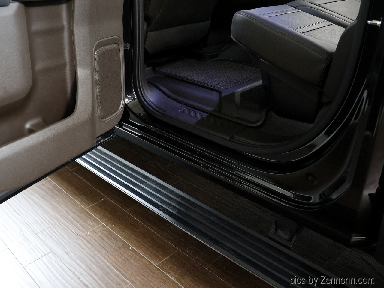 GMC Sierra 2500HD 4WD Crew Cab 159" Denali 2022