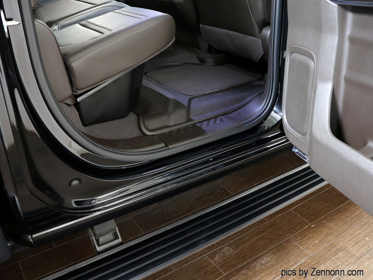 GMC Sierra 2500HD 4WD Crew Cab 159" Denali 2022