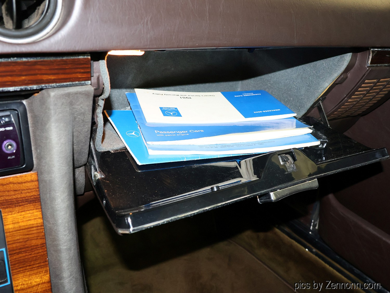 Mercedes-Benz 380 Series 2dr Roadster 380SL 1981