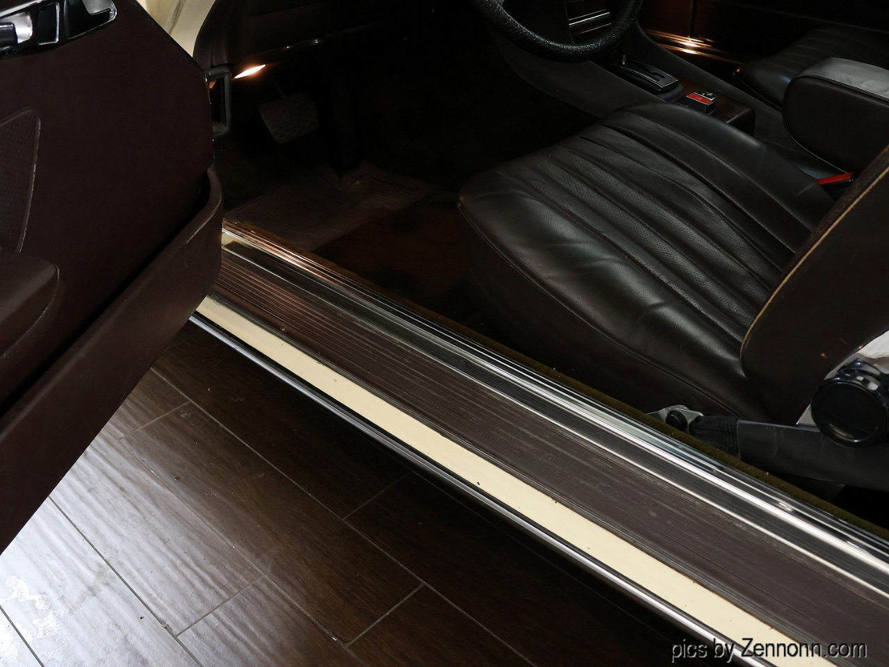 Mercedes-Benz 380 Series 2dr Roadster 380SL 1981