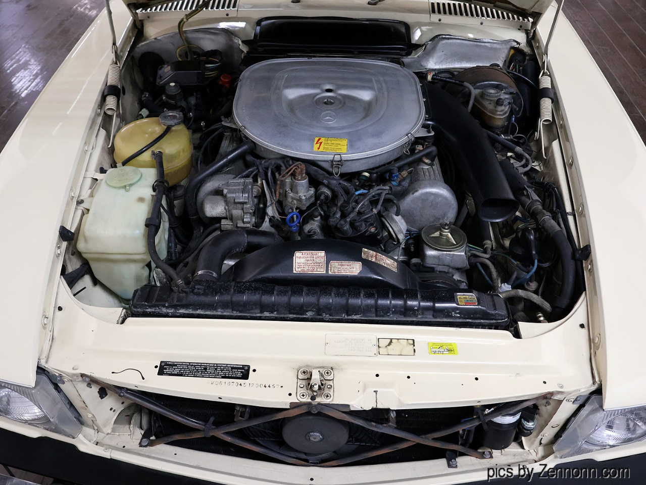 Mercedes-Benz 380 Series 2dr Roadster 380SL 1981