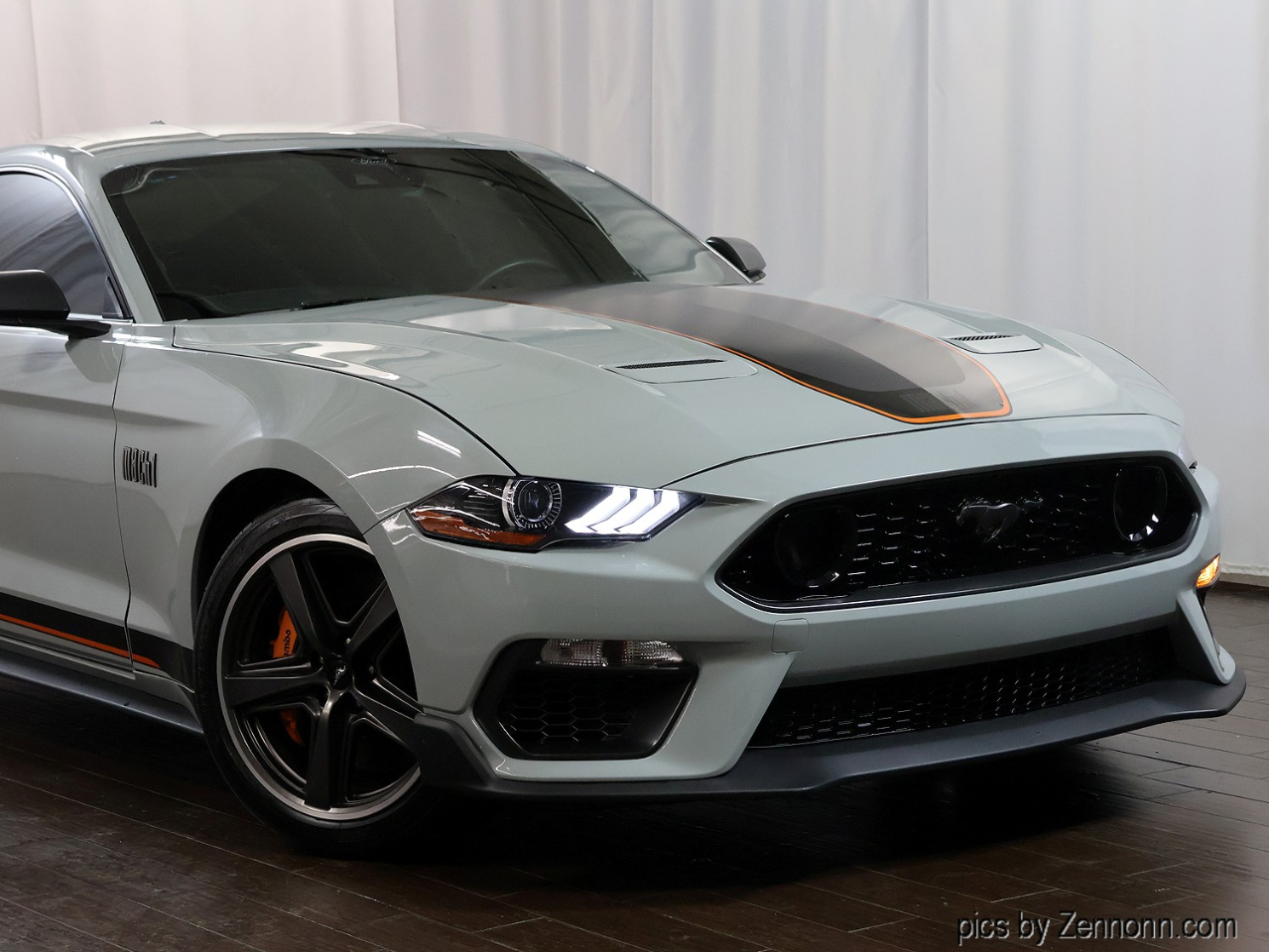 Ford Mustang Mach 1 Fastback 2023