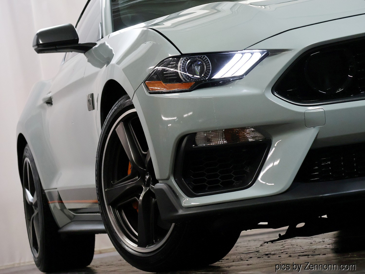 Ford Mustang Mach 1 Fastback 2023