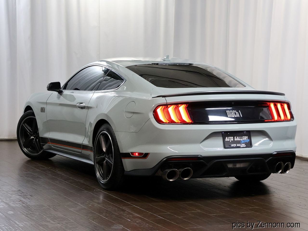 Ford Mustang Mach 1 Fastback 2023