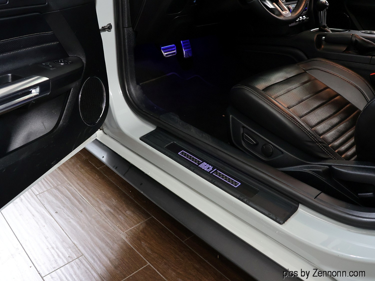 Ford Mustang Mach 1 Fastback 2023