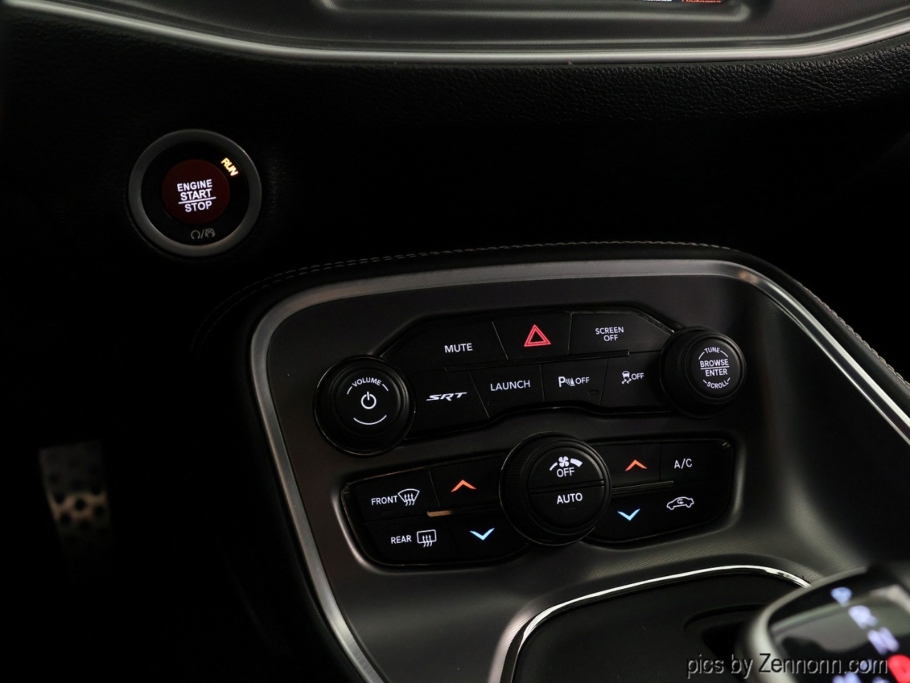 Dodge Challenger SRT Hellcat Widebody RWD 2021