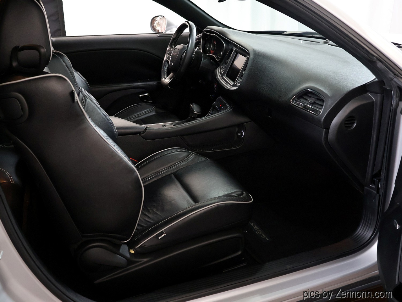 Dodge Challenger SRT Hellcat Widebody RWD 2021