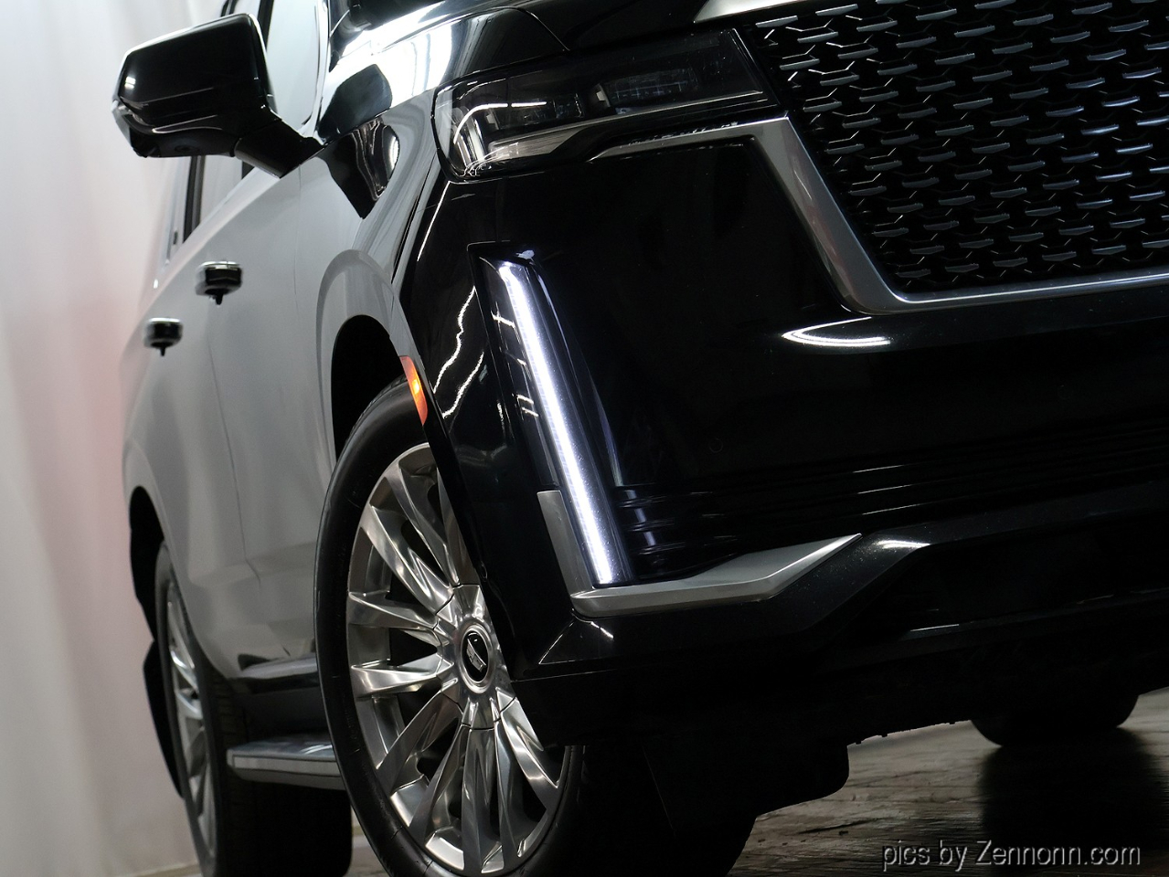 Cadillac Escalade ESV 4WD 4dr Premium Luxury 2021