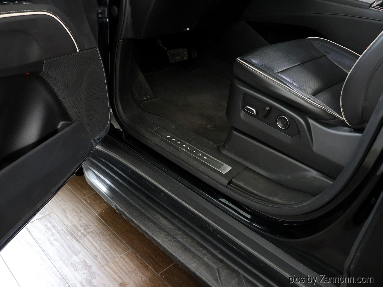 Cadillac Escalade ESV 4WD 4dr Premium Luxury 2021