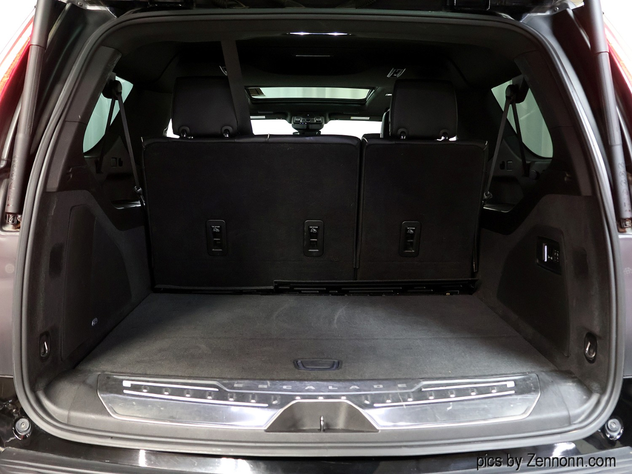 Cadillac Escalade ESV 4WD 4dr Premium Luxury 2021