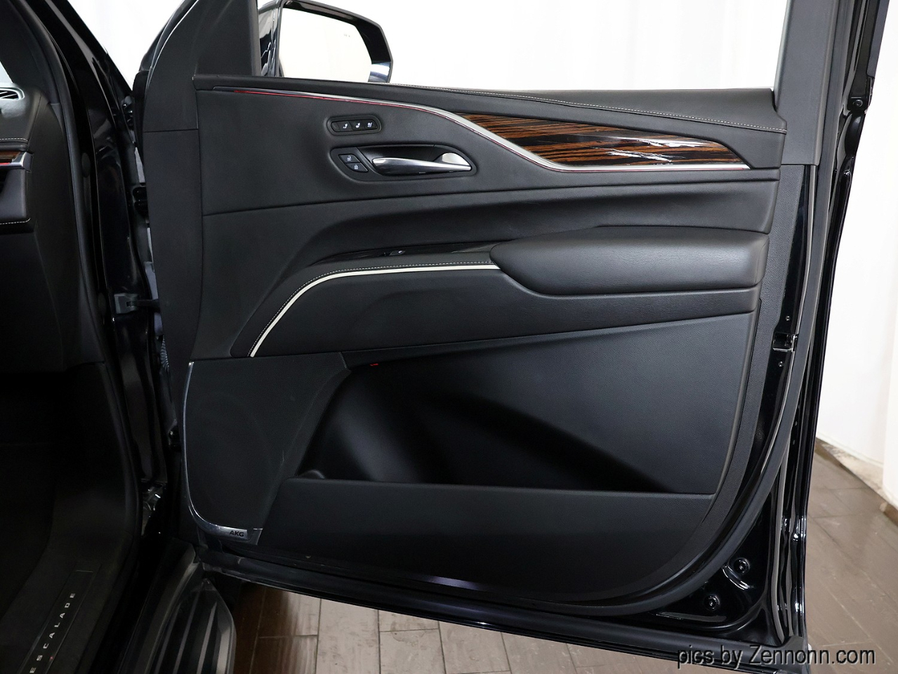 Cadillac Escalade ESV 4WD 4dr Premium Luxury 2021