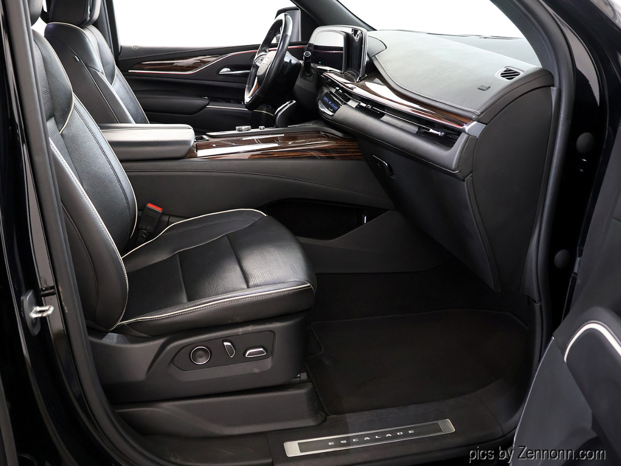 Cadillac Escalade ESV 4WD 4dr Premium Luxury 2021