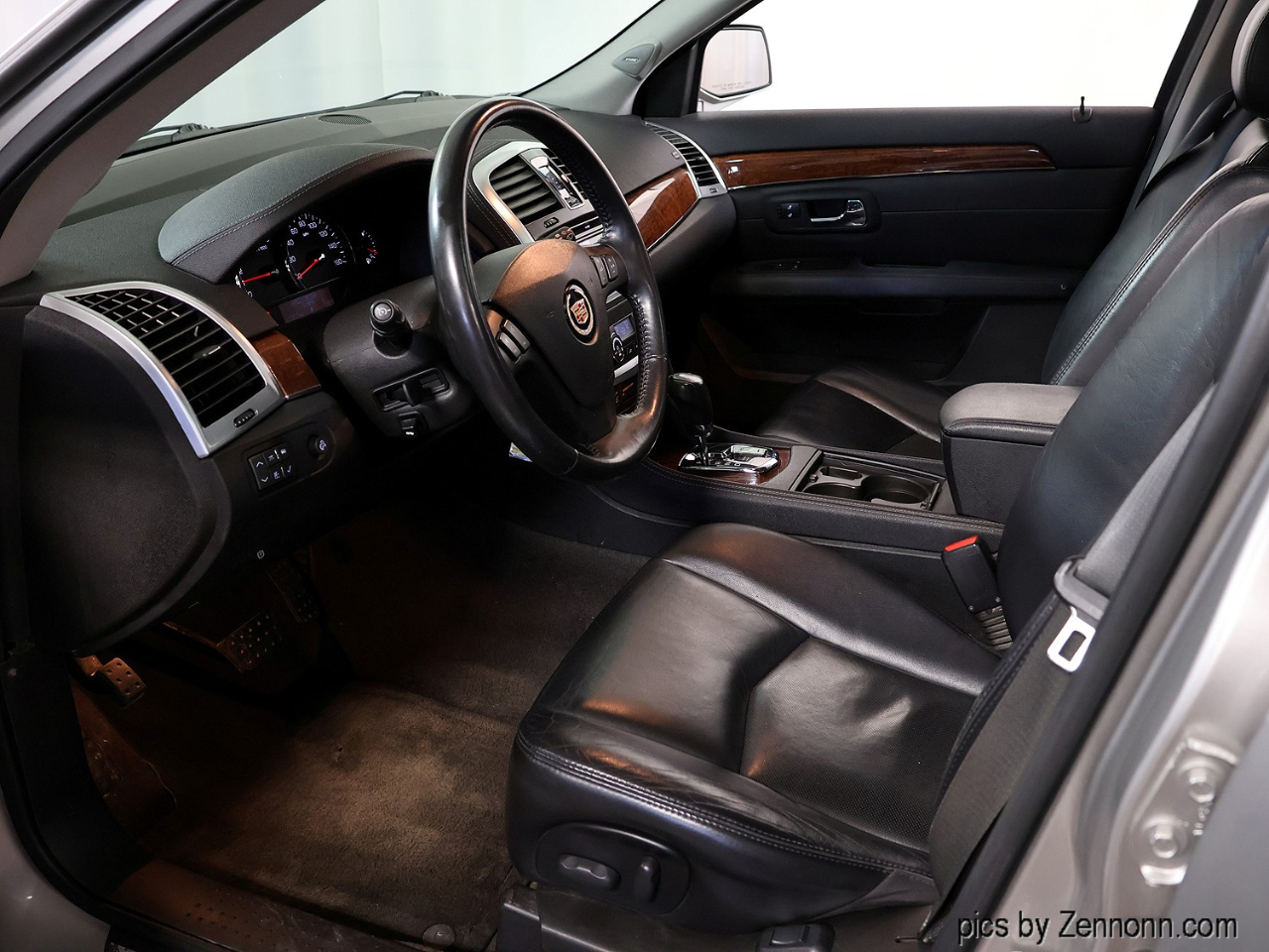 Cadillac SRX 4dr V8 2007