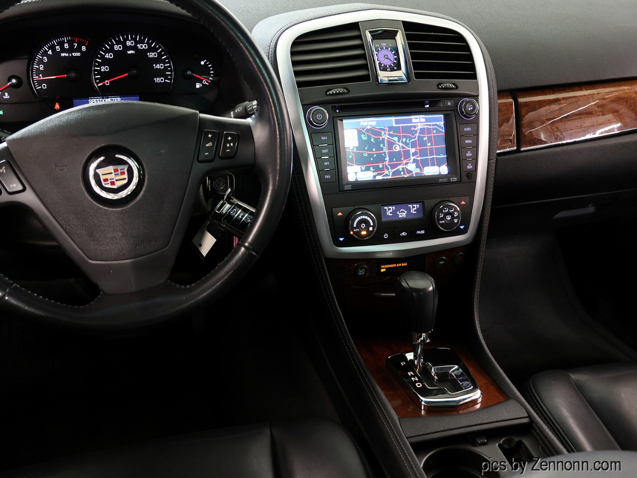 Cadillac SRX 4dr V8 2007