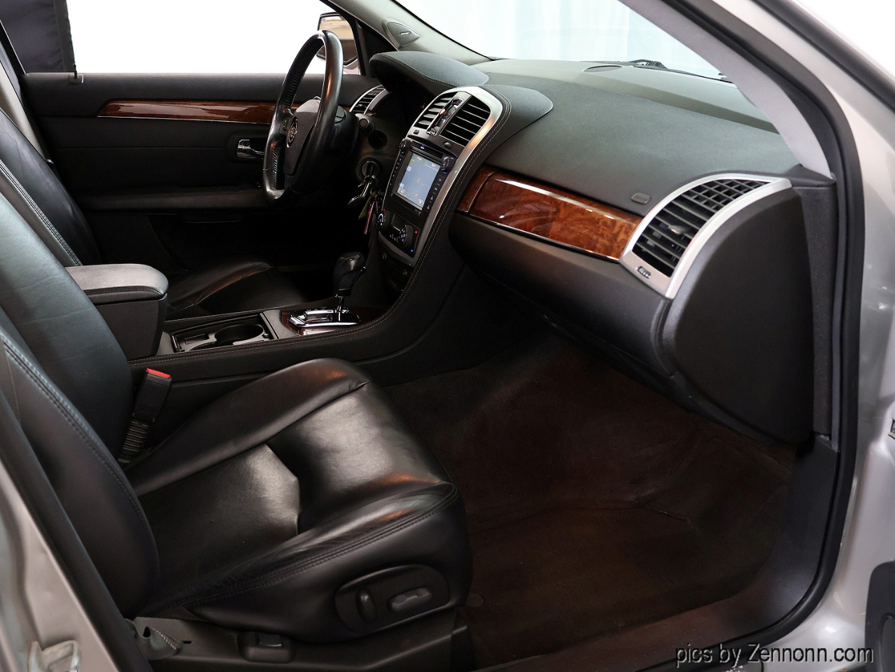 Cadillac SRX 4dr V8 2007