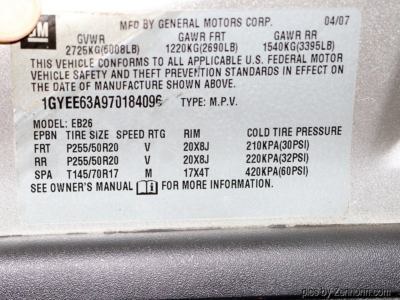 Cadillac SRX 4dr V8 2007