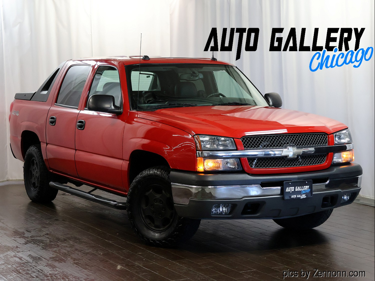 2004 Chevrolet Avalanche 1500 5dr Crew Cab 130" WB 4WD