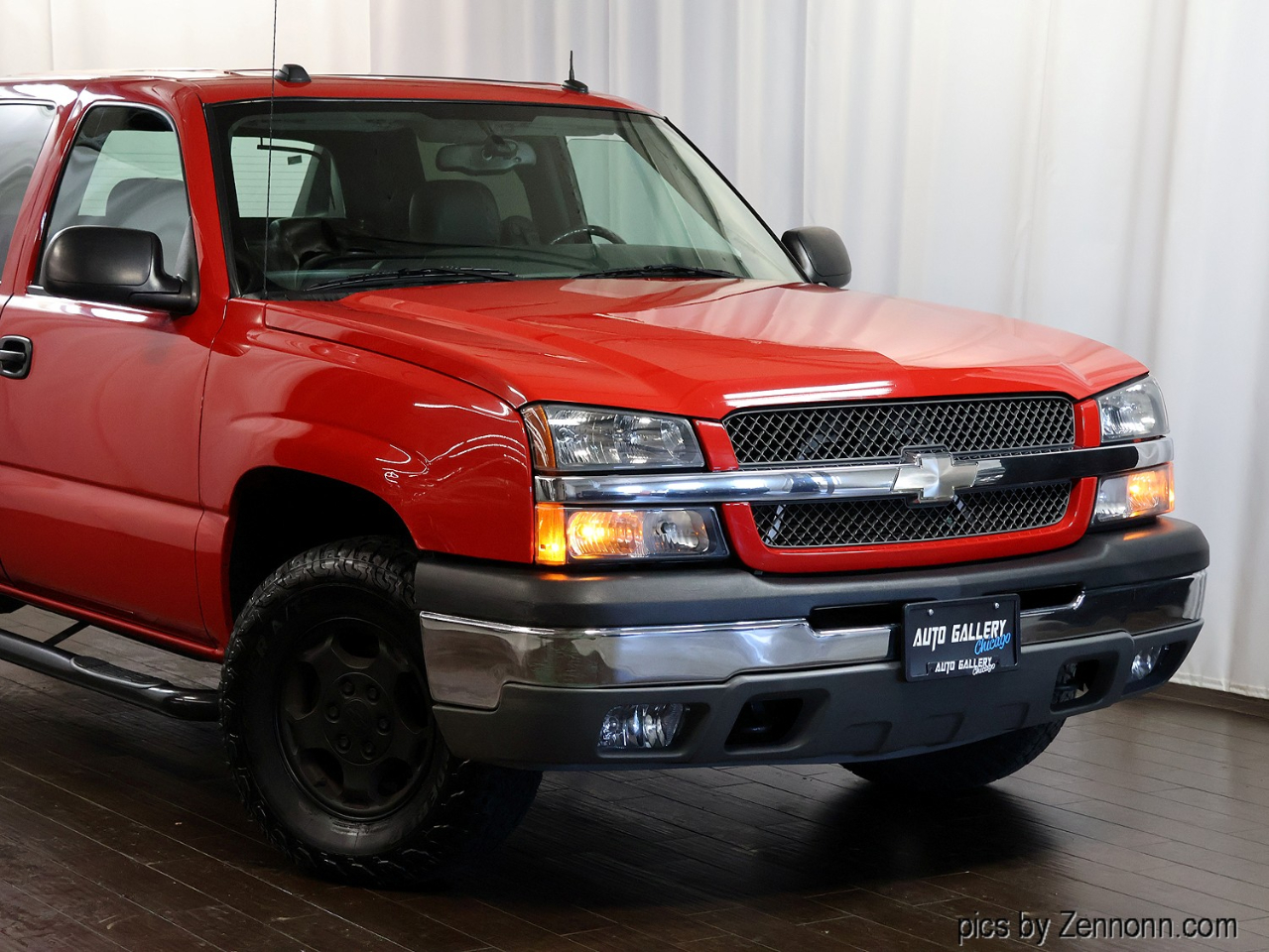 Chevrolet Avalanche 1500 5dr Crew Cab 130" WB 4WD 2004