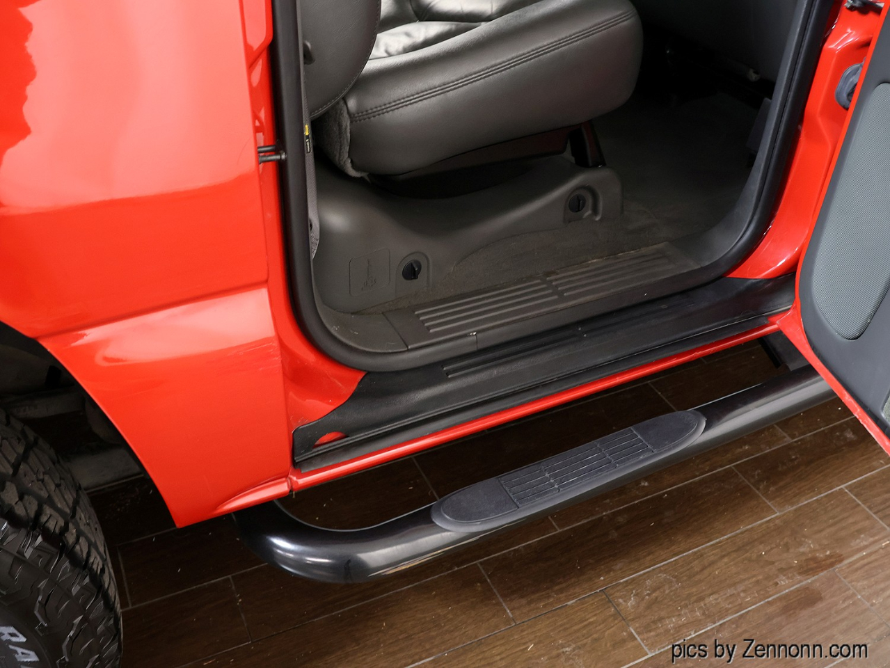 Chevrolet Avalanche 1500 5dr Crew Cab 130" WB 4WD 2004