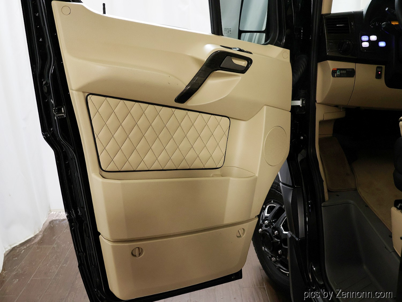 Mercedes-Benz Sprinter Cargo Van  2018