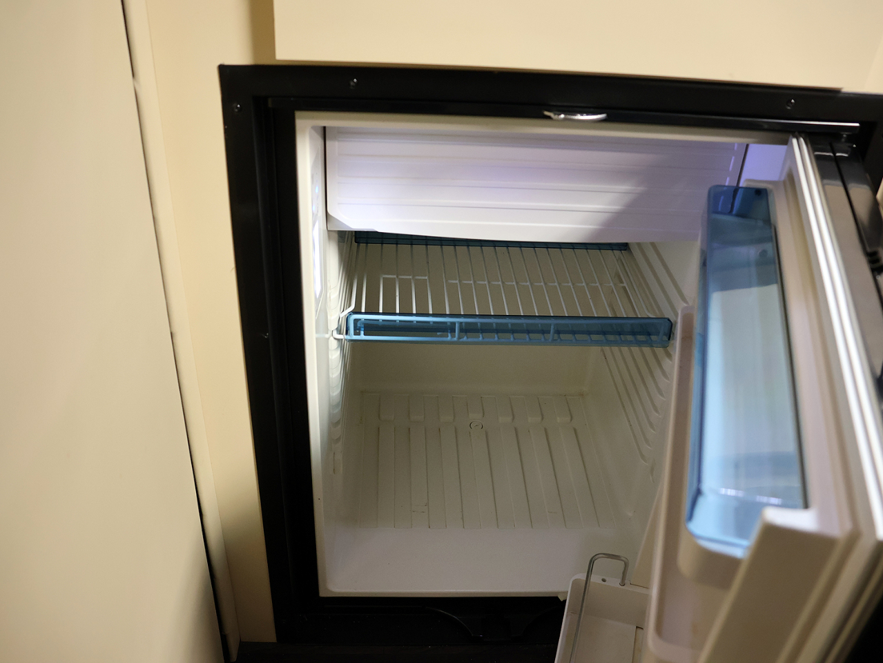 Mercedes-Benz Sprinter Cargo Van  2018