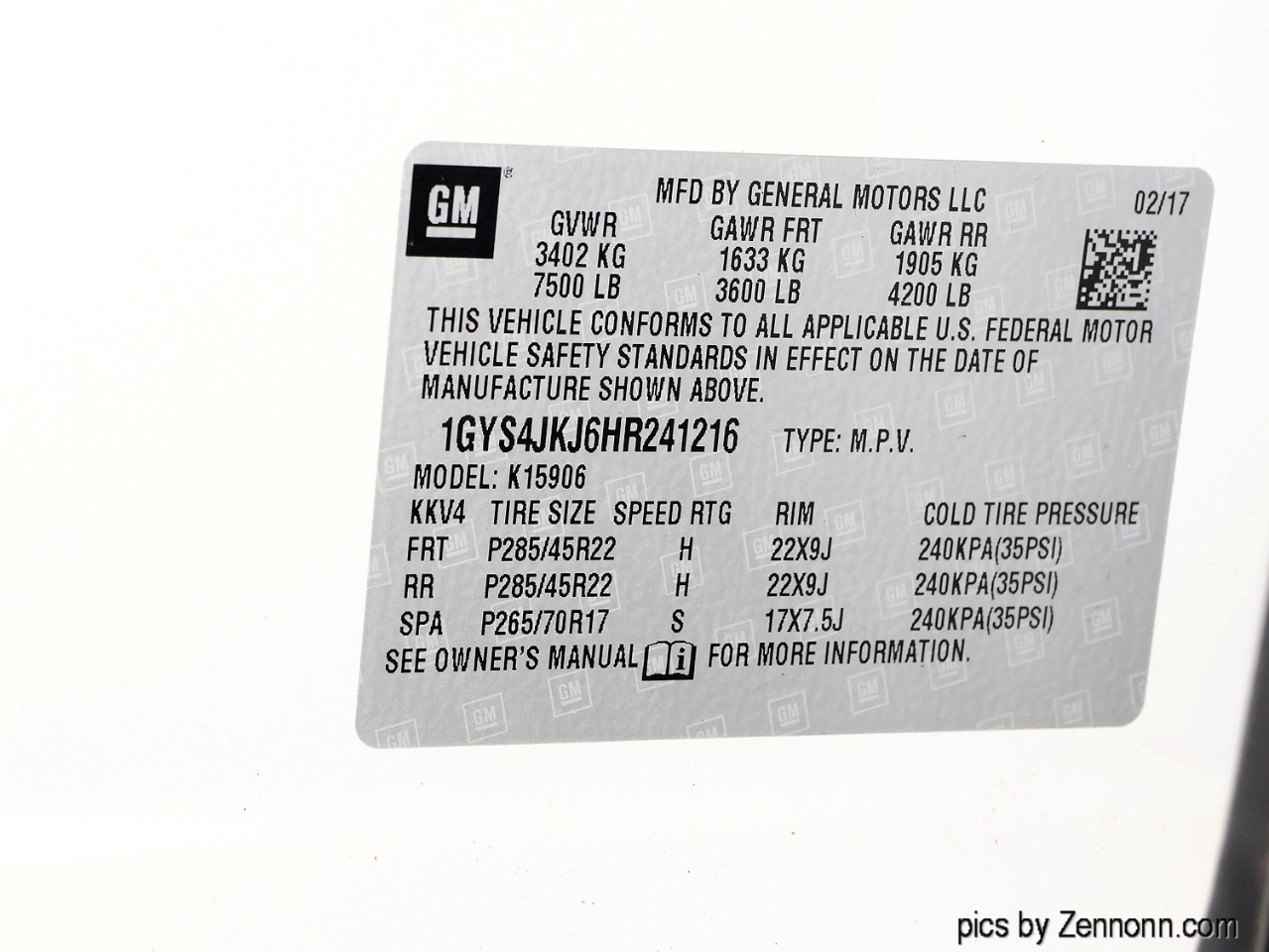 Cadillac Escalade ESV 4WD 4dr Premium Luxury 2017