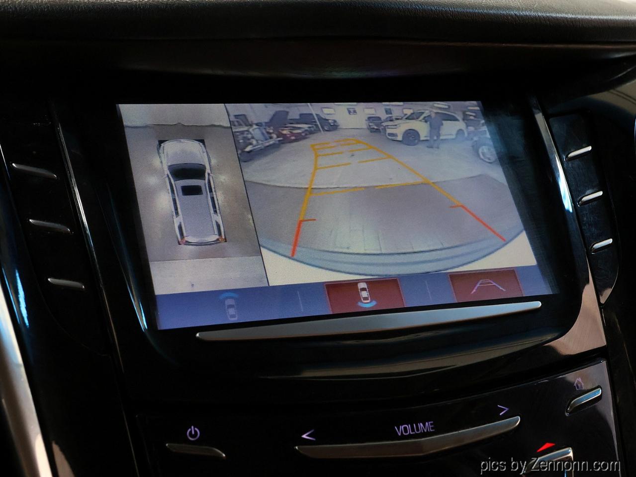 Cadillac Escalade ESV 4WD 4dr Premium Luxury 2017