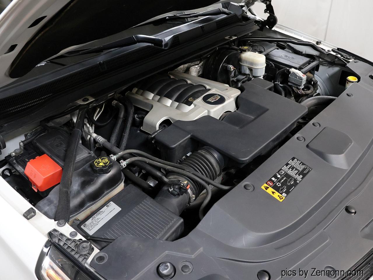 Cadillac Escalade ESV 4WD 4dr Premium Luxury 2017