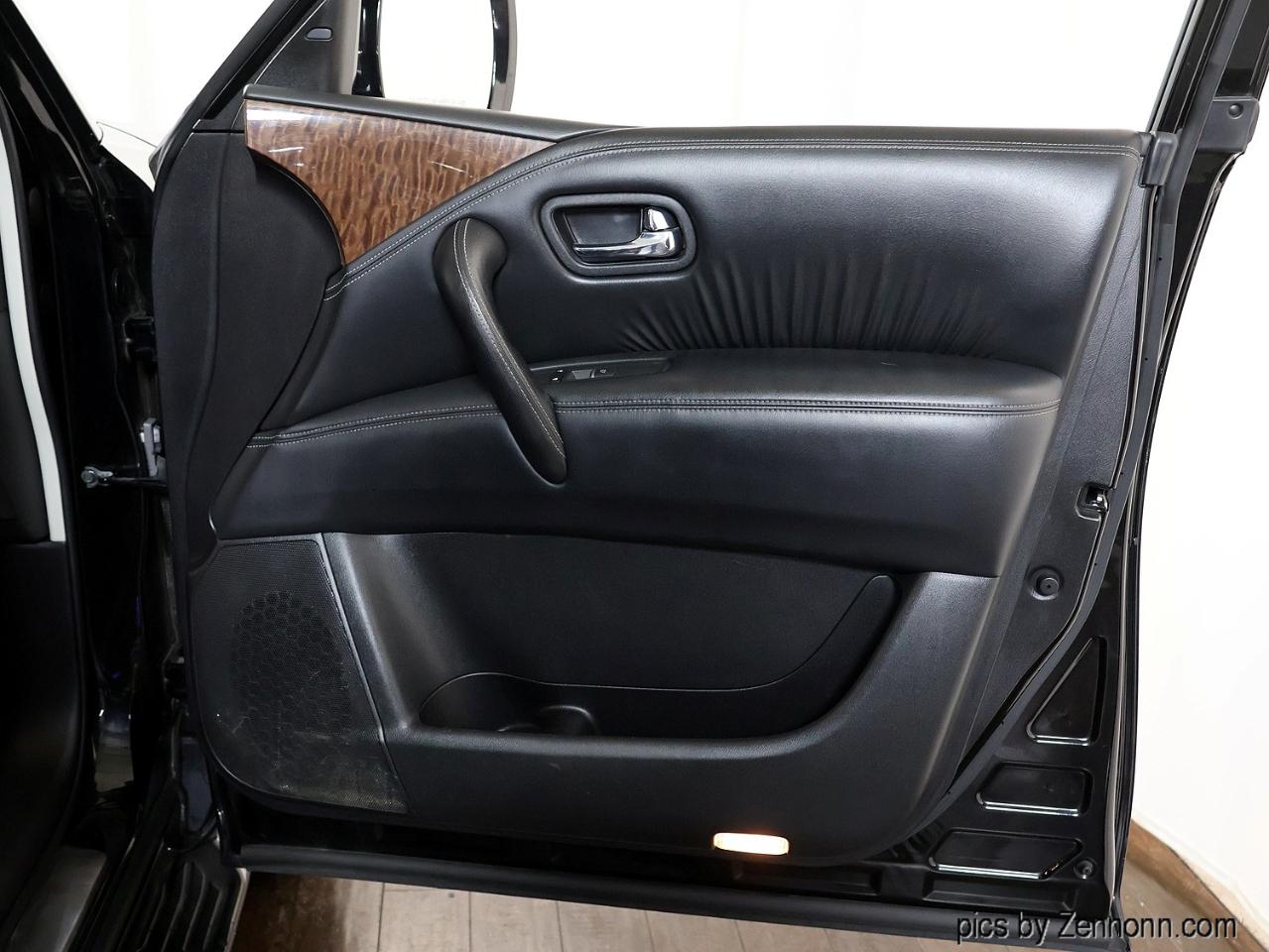 Nissan Armada 4x4 Platinum 2017