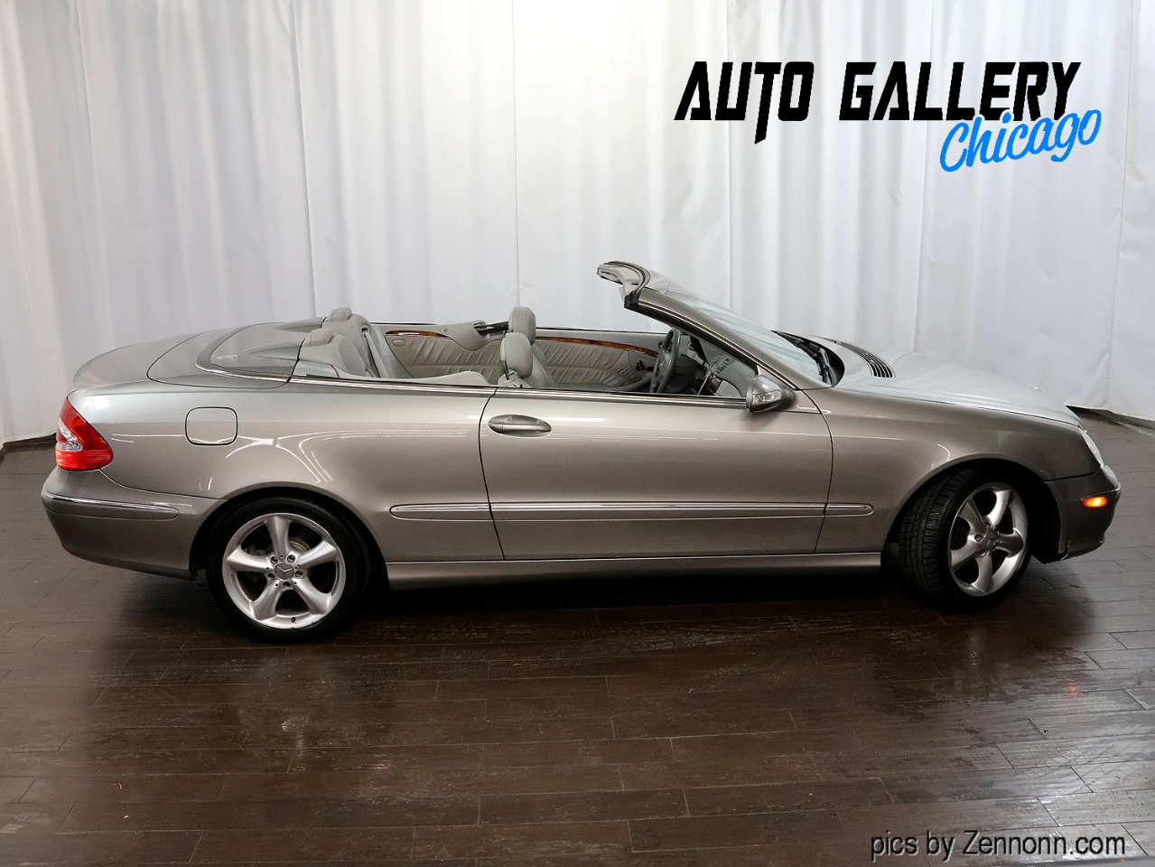 Mercedes-Benz CLK-Class 2dr Cabriolet 3.2L 2005