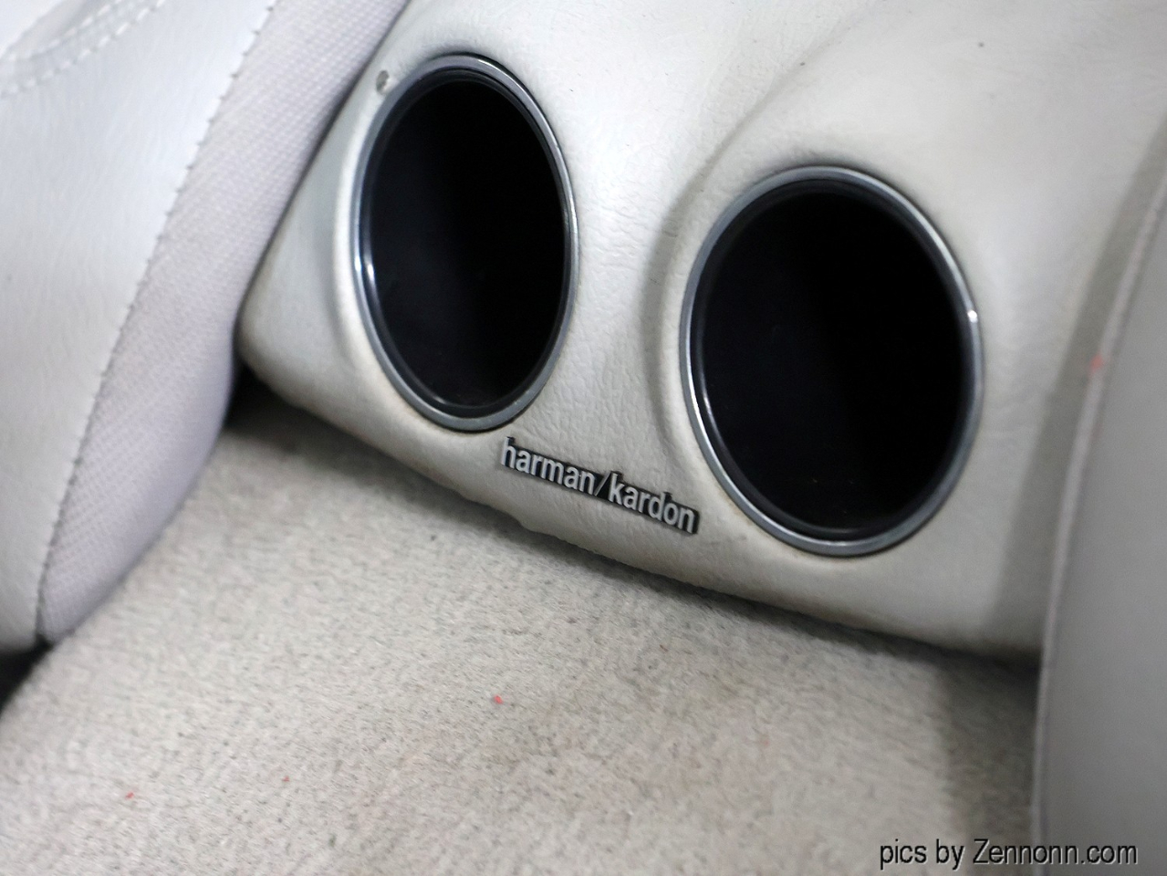 Mercedes-Benz CLK-Class 2dr Cabriolet 3.2L 2005