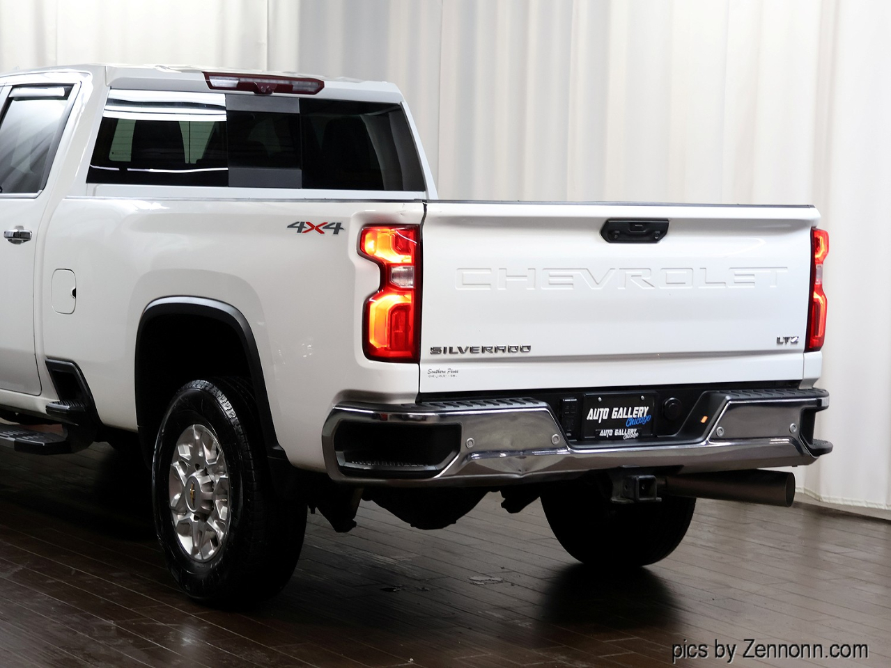 Chevrolet Silverado 3500HD 4WD Crew Cab 172" LTZ 2024