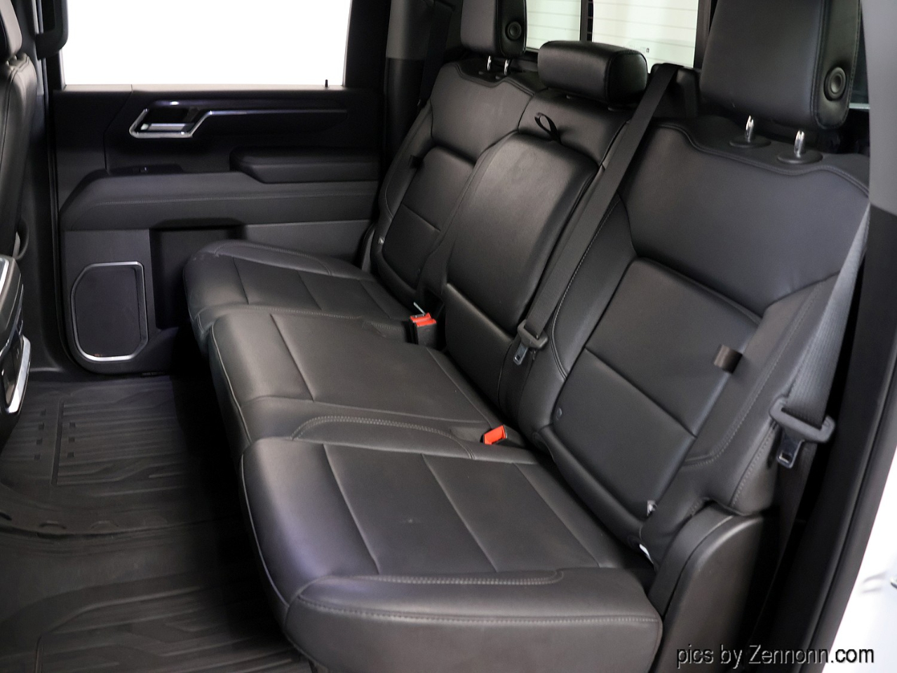 Chevrolet Silverado 3500HD 4WD Crew Cab 172" LTZ 2024