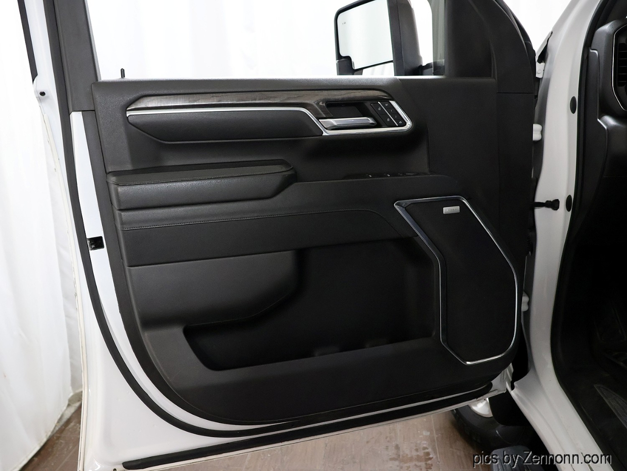 Chevrolet Silverado 3500HD 4WD Crew Cab 172" LTZ 2024