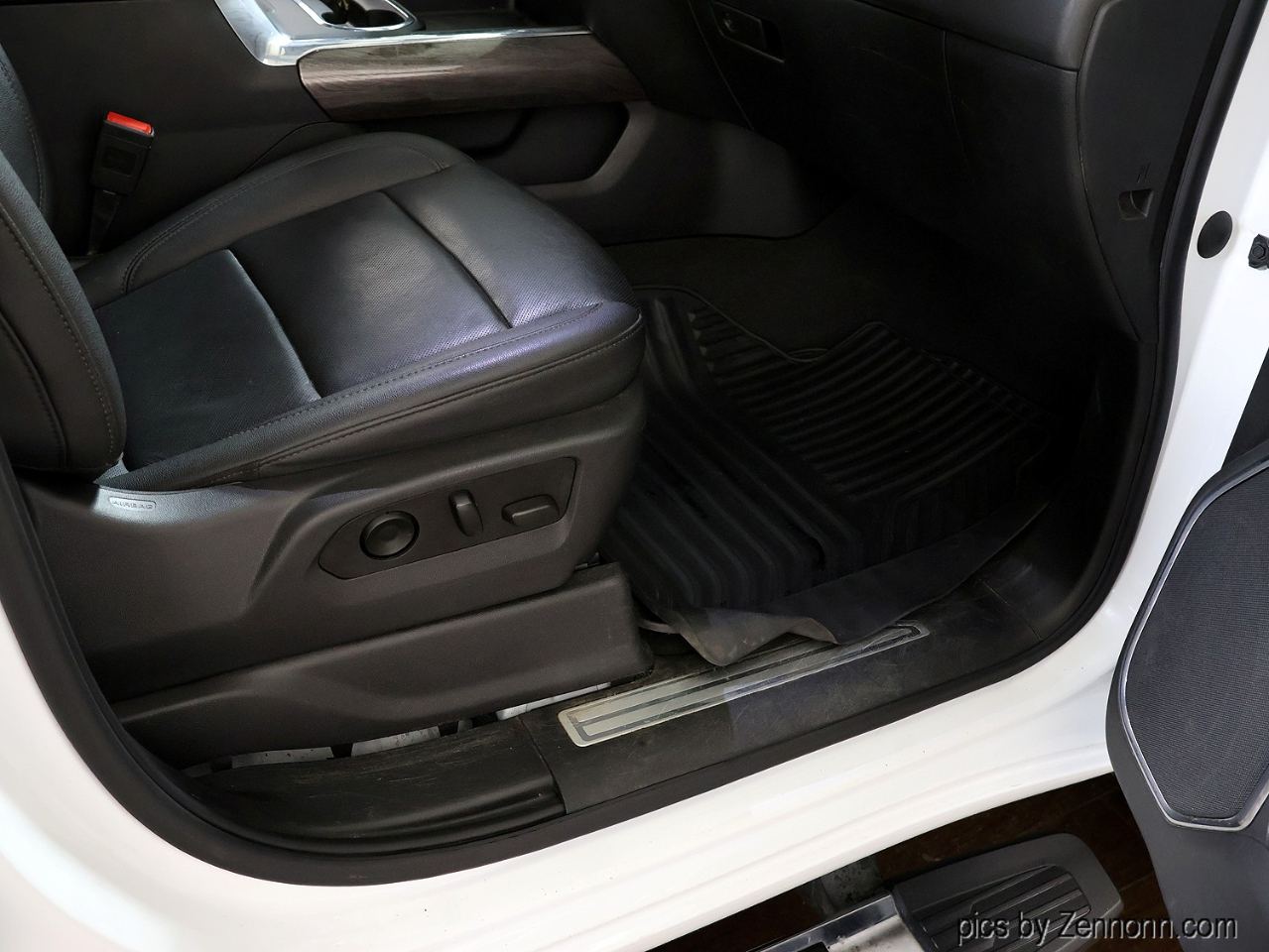 Chevrolet Silverado 3500HD 4WD Crew Cab 172" LTZ 2024