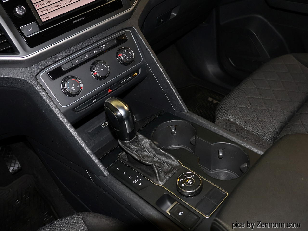 Volkswagen Atlas 3.6L V6 S 4MOTION 2019