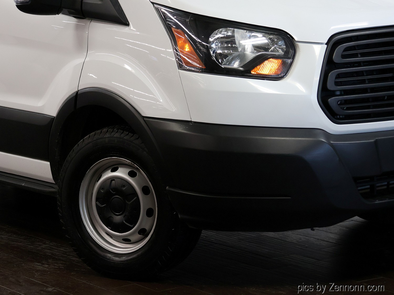 Ford Transit Van T-350 148" Low Rf 9500 GVWR Swing-Out RH Dr 2019