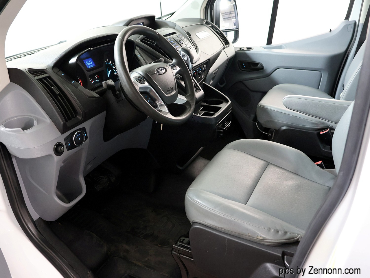 Ford Transit Van T-350 148" Low Rf 9500 GVWR Swing-Out RH Dr 2019