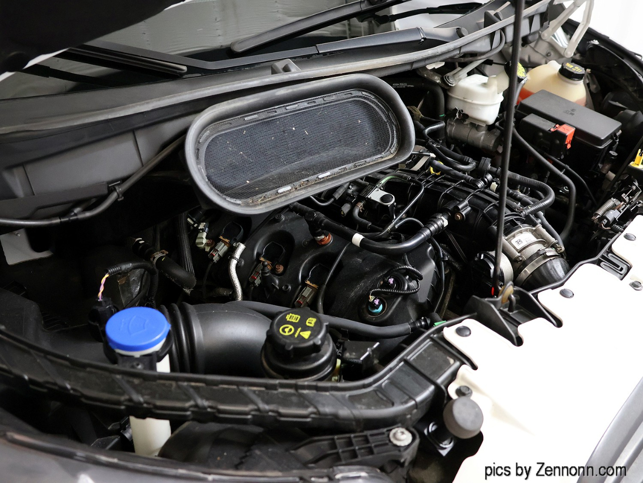 Ford Transit Van T-350 148" Low Rf 9500 GVWR Swing-Out RH Dr 2019