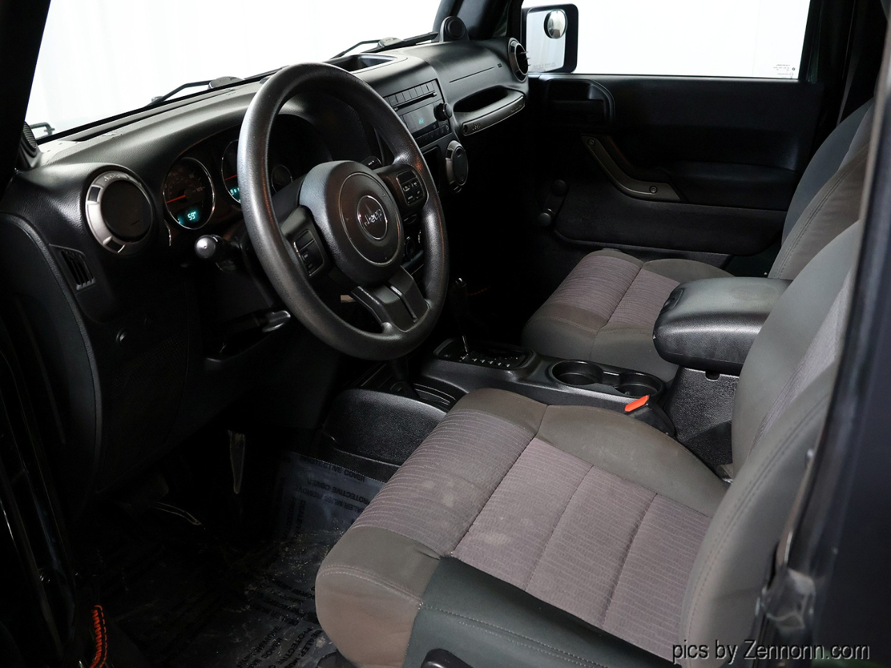 Jeep Wrangler 4WD 2dr Sport 2011