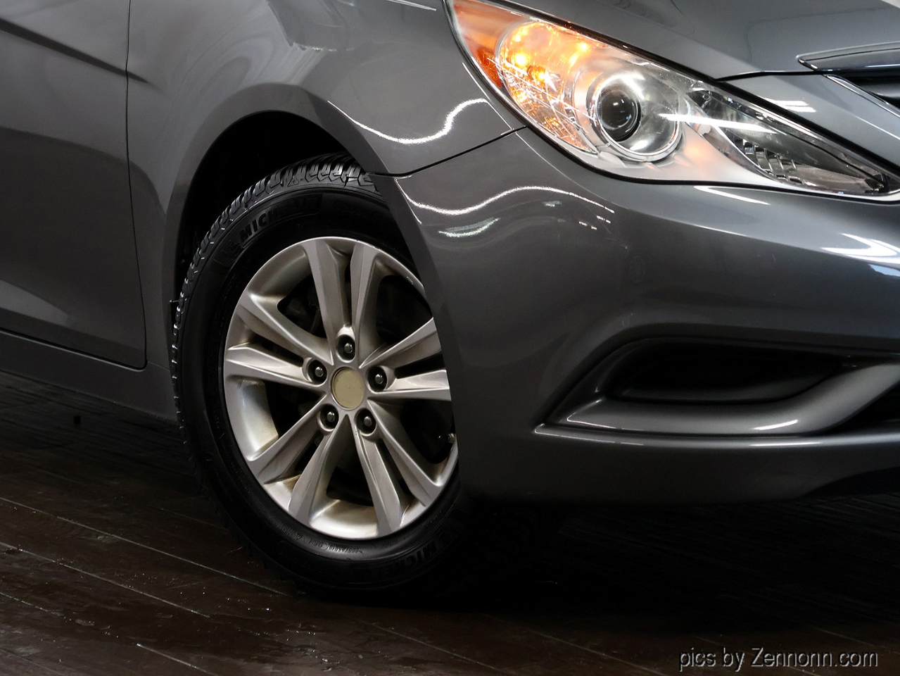 Hyundai Sonata 4dr Sdn 2.4L Auto GLS 2011