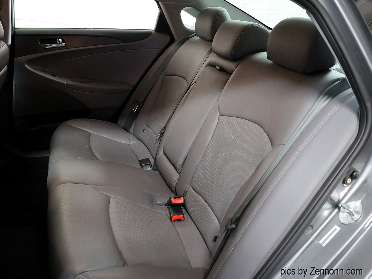 Hyundai Sonata 4dr Sdn 2.4L Auto GLS 2011