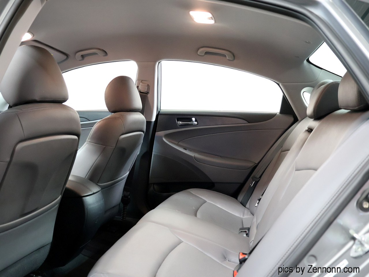 Hyundai Sonata 4dr Sdn 2.4L Auto GLS 2011