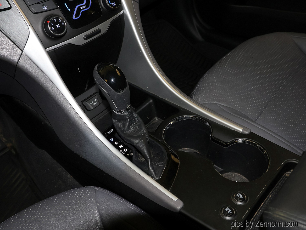 Hyundai Sonata 4dr Sdn 2.4L Auto GLS 2011