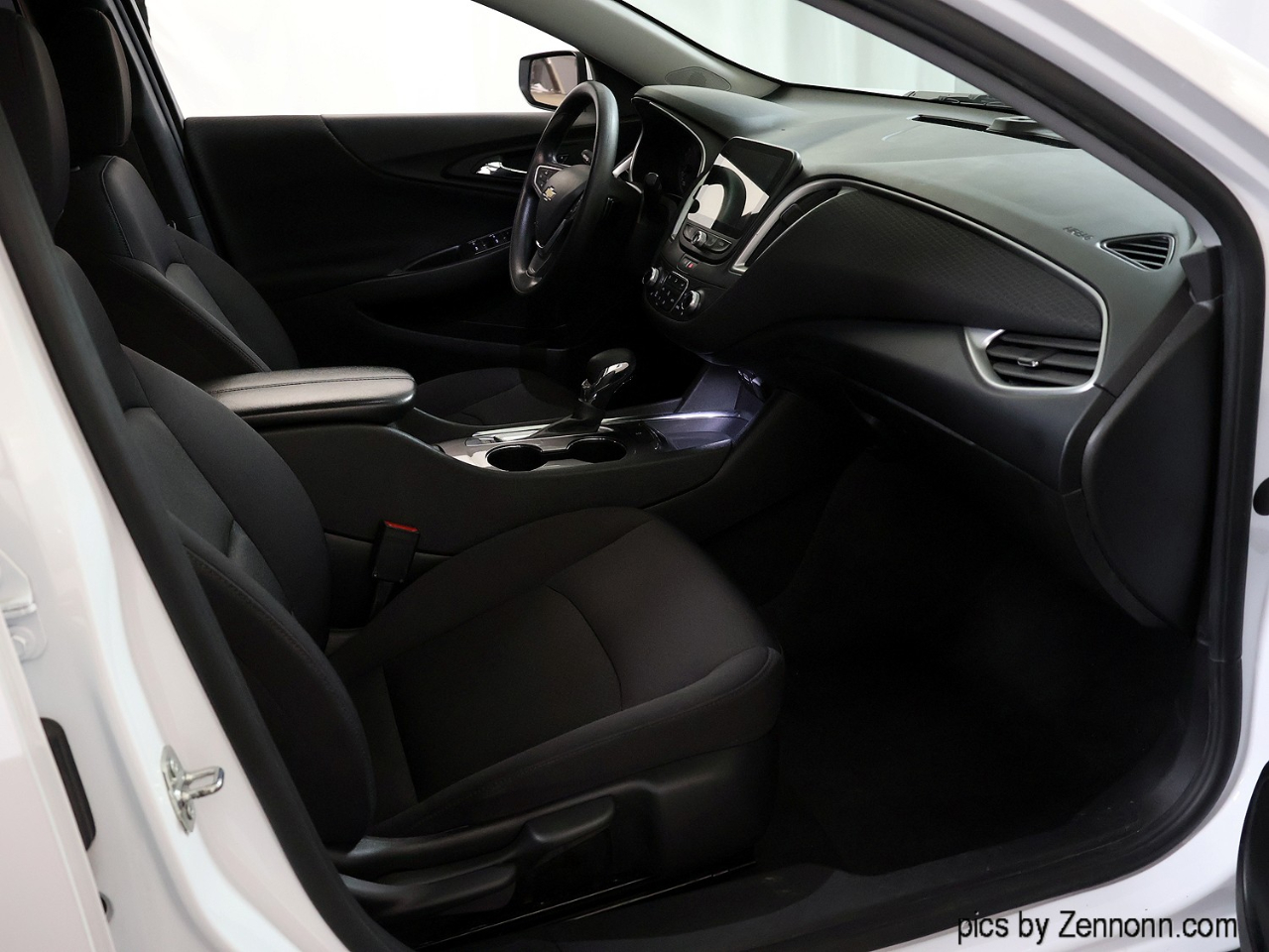 Chevrolet Malibu 4dr Sdn LT 2022