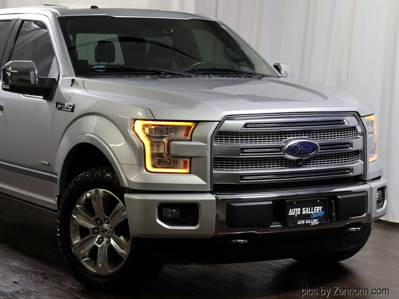 Ford F-150 4WD SuperCrew 157" Platinum 2015