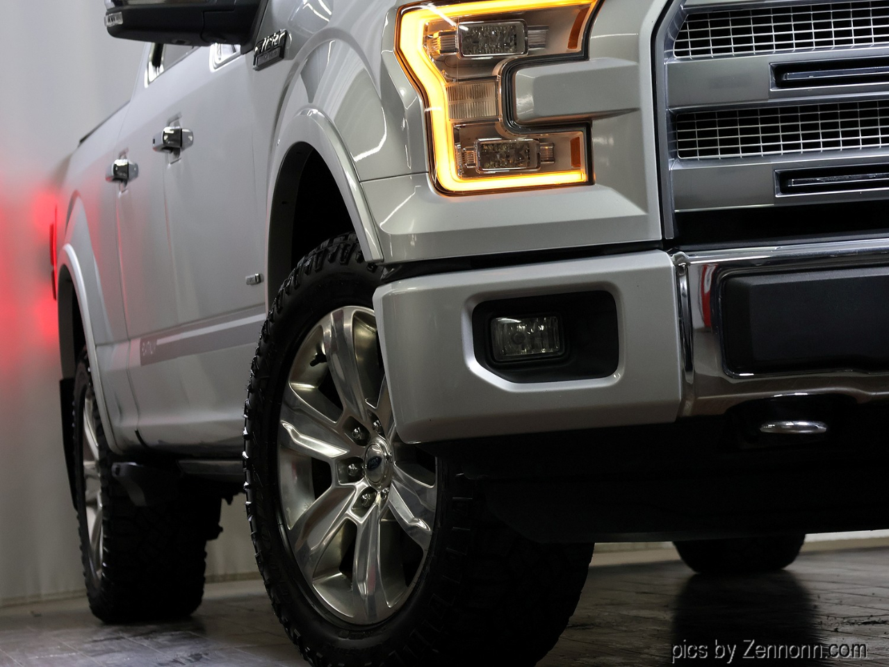 Ford F-150 4WD SuperCrew 157" Platinum 2015