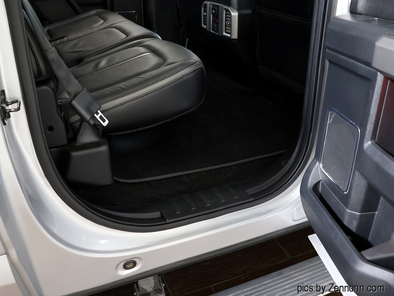 Ford F-150 4WD SuperCrew 157" Platinum 2015