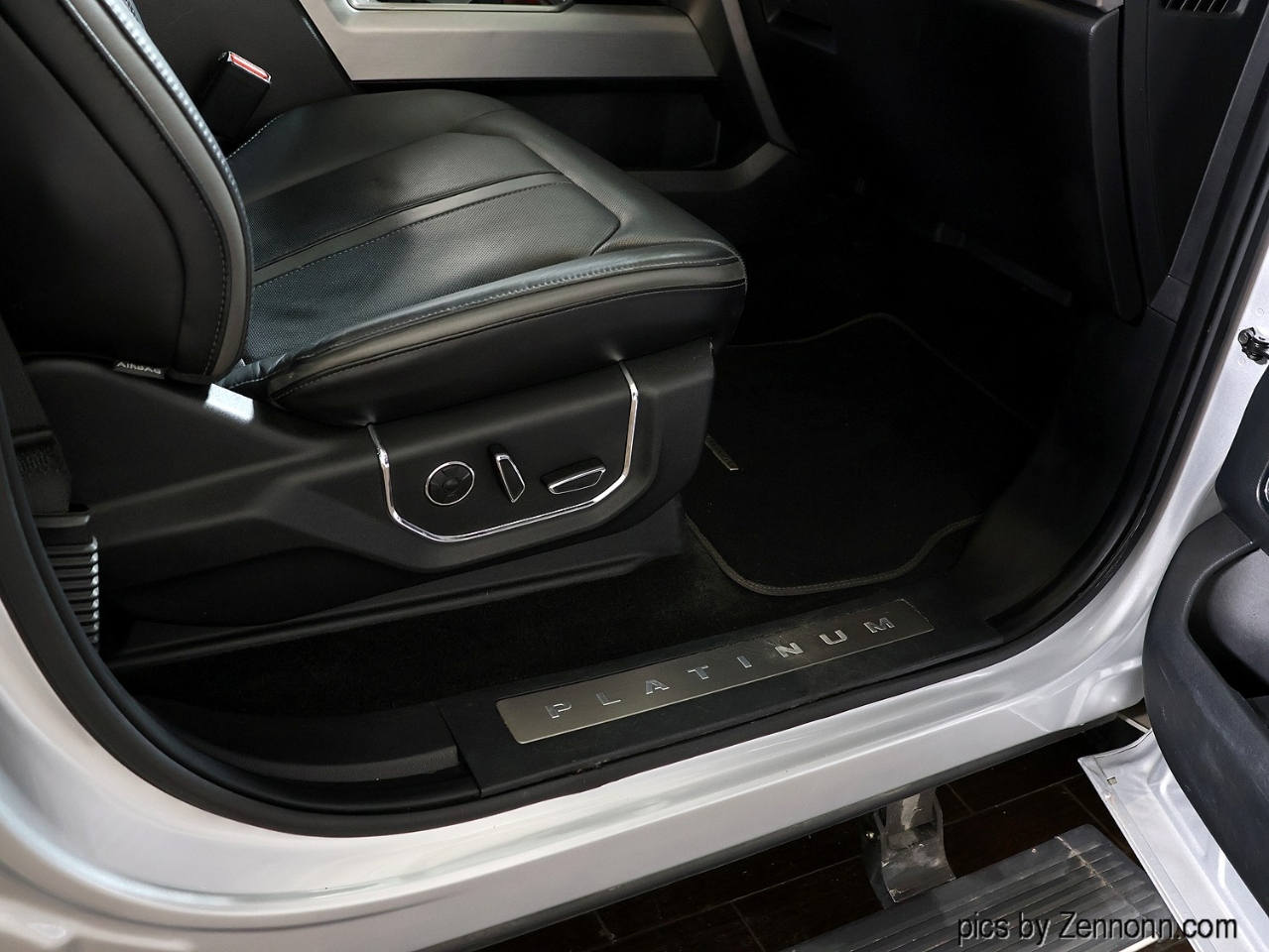 Ford F-150 4WD SuperCrew 157" Platinum 2015