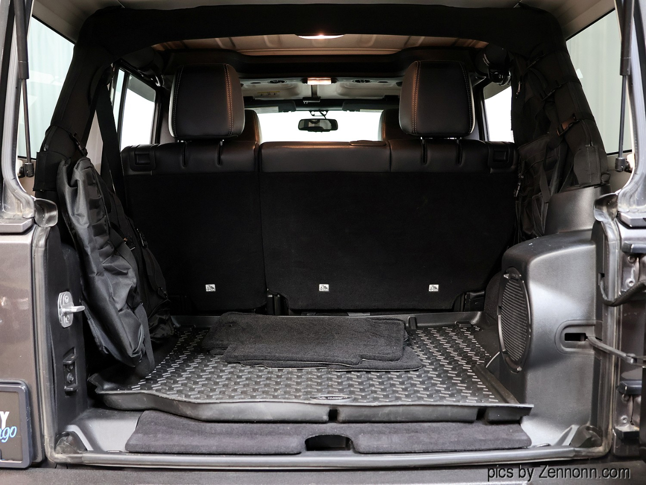 Jeep Wrangler Unlimited 4WD 4dr Rubicon 2014